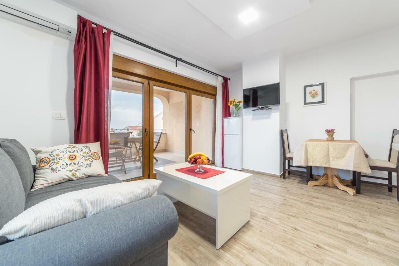 Iva Apartmani فوديس المظهر الخارجي الصورة
